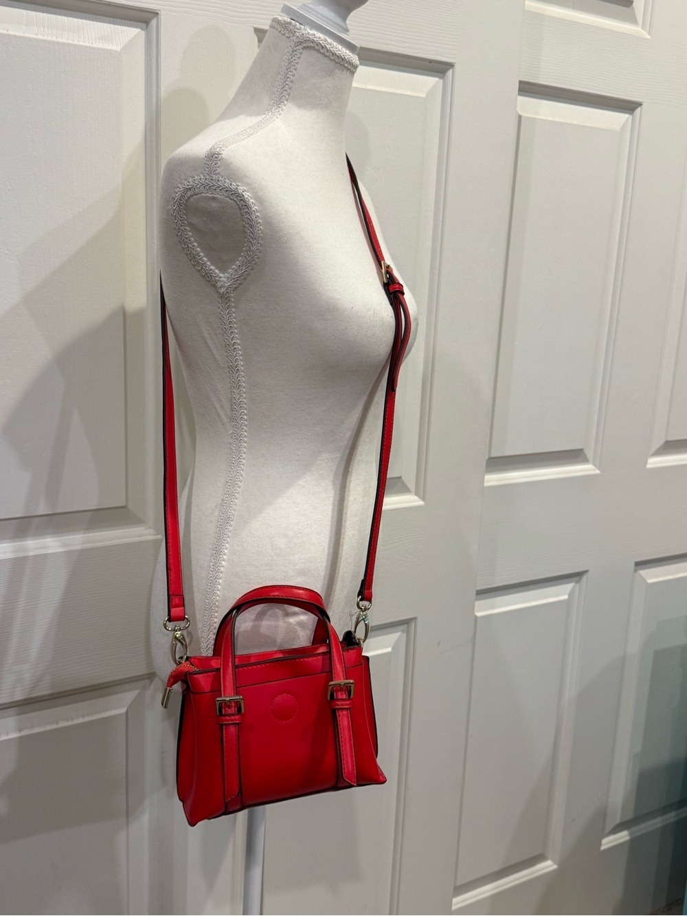 Forever 21 Red Mini Satchel Crossbody Purse Faux Leather Gold Hardware Like New - Picture 7 of 12